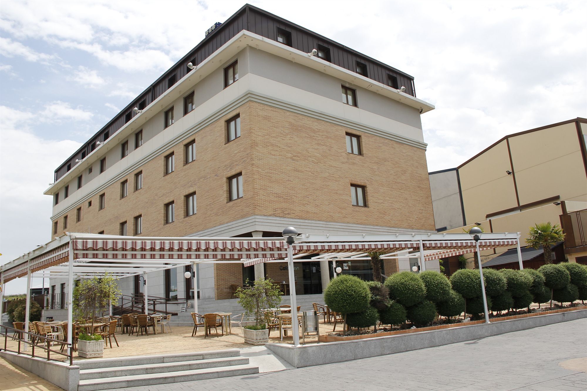 Hotel Hidalgo Esquivias Exterior photo